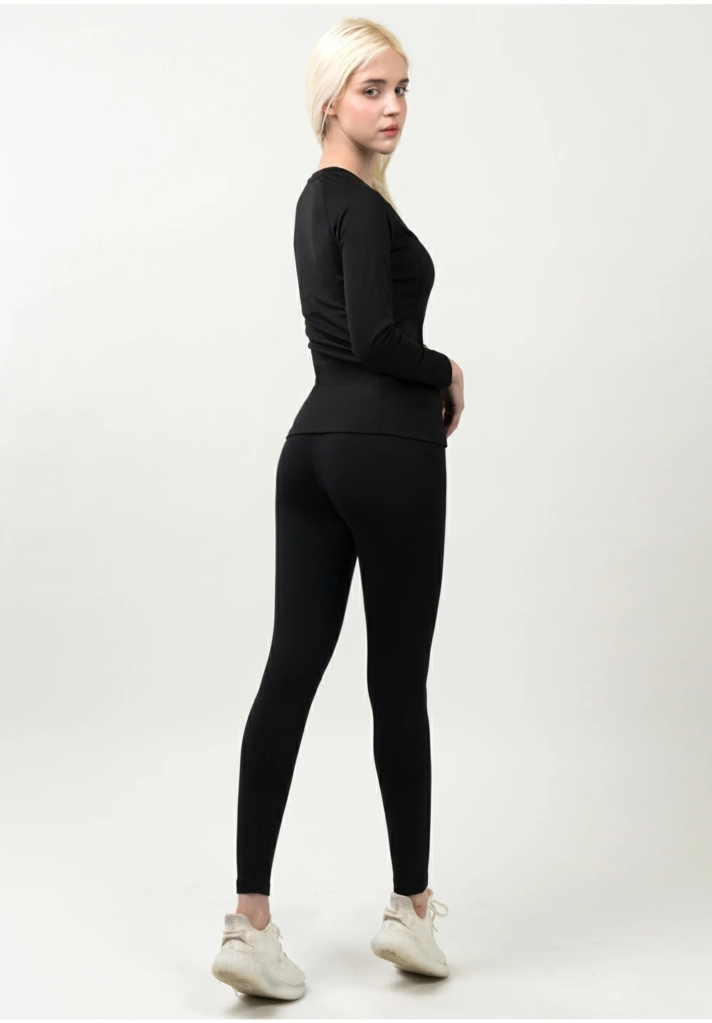 ARMEDES アルメデス レギンス 起毛素材 防寒 保温 レディース ヒートテック コンプレッションインナー ロングタイツ 9分丈 ボトムス 4WAYストレッチ スリム 冬 レディース 吸汗速乾 伸縮性 速乾性 スポーツインナー トレーニング ジム S-L 全3色 AR38 送料無料