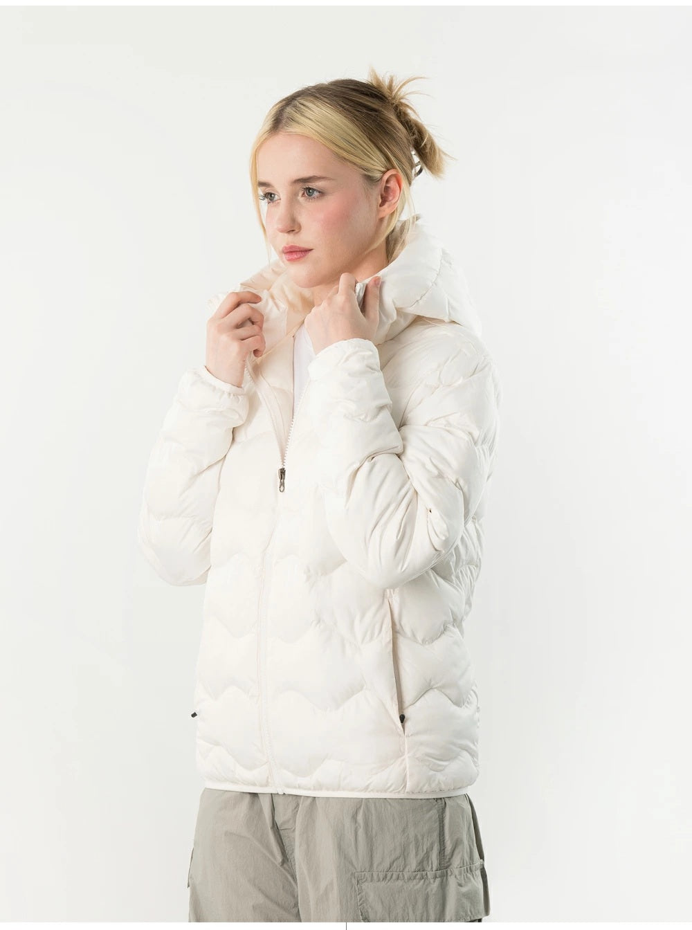 ARMEDES アルメデス 男女兼用 軽量 中綿 フードジャケット ダウン風 コート アウター 防寒 防風 撥水 あったか ジャンパー ブルゾン 冬 アウトドア 通勤 通学 送料無料 AR616